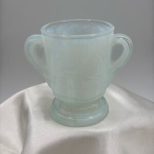 Boyd Art Glass, Children's Lamb Set 2002